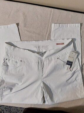 Jag Jeans White Divine Twill High Rise Slim Ankle Cropped Size: 1X